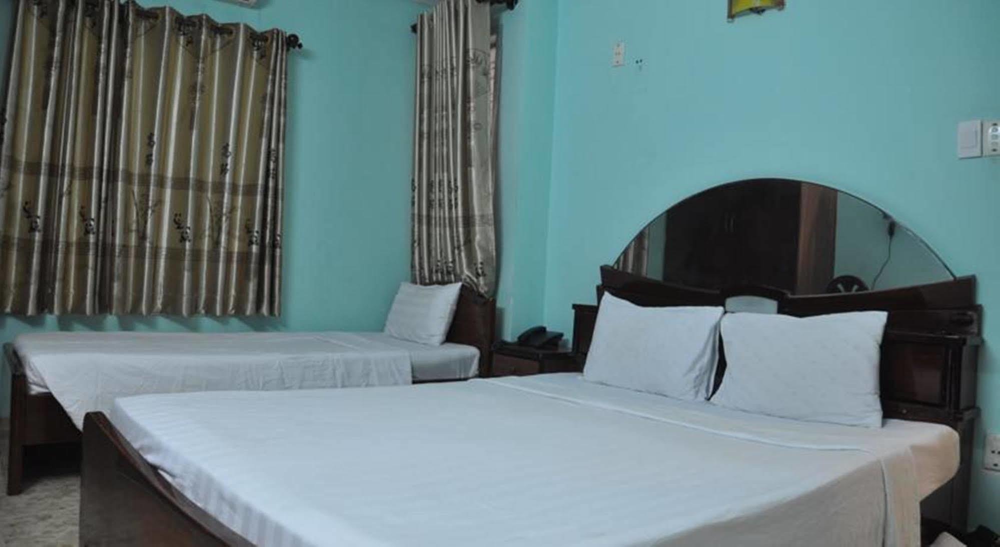 הו צ'י מין סיטי Ha Vy Hotel מראה חיצוני תמונה
