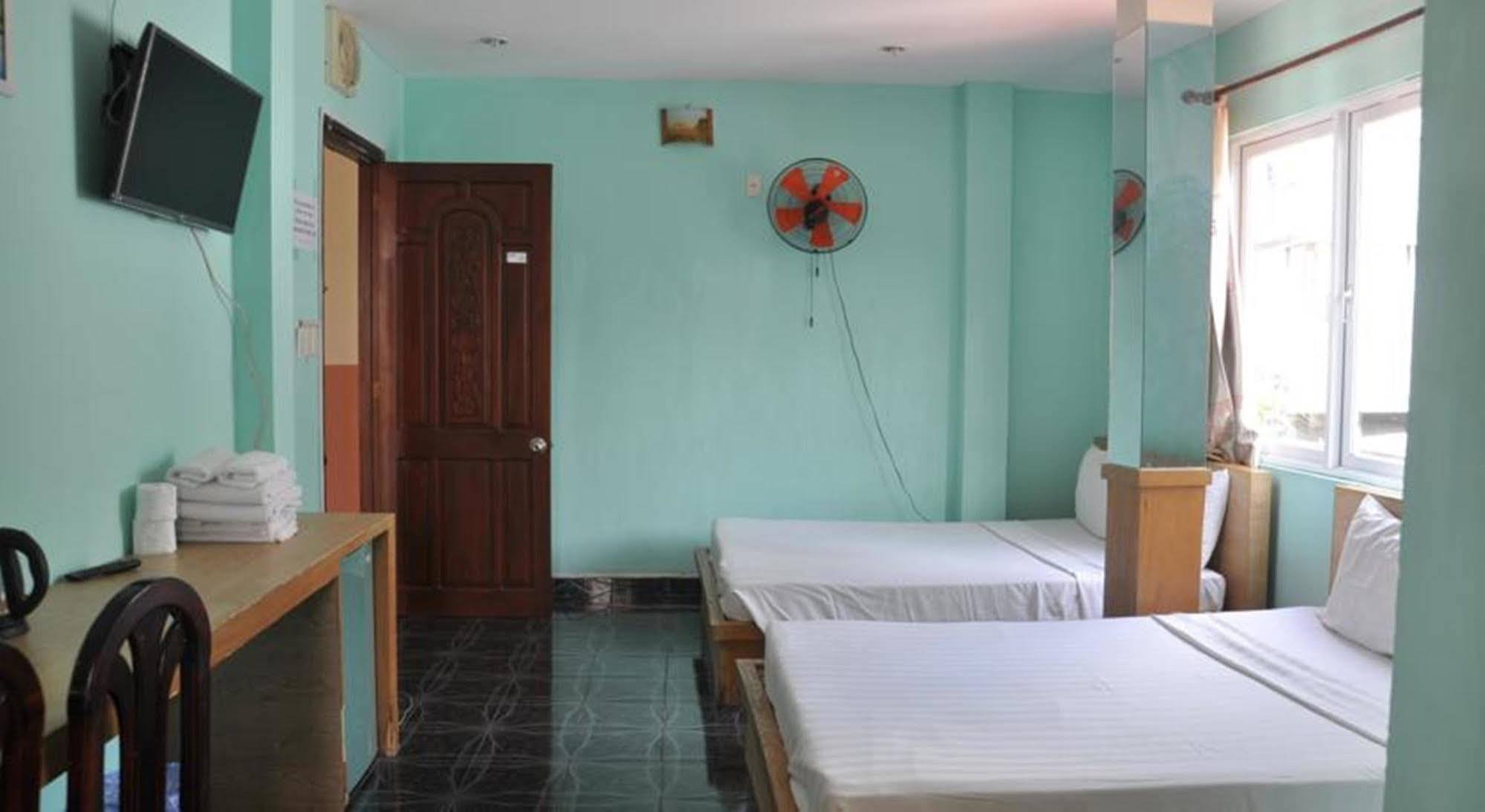 הו צ'י מין סיטי Ha Vy Hotel מראה חיצוני תמונה